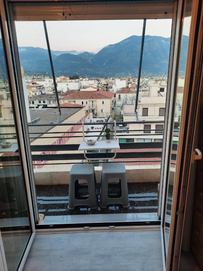 Cosy Apartment In The Heart Of The City Kalamata Exterior foto