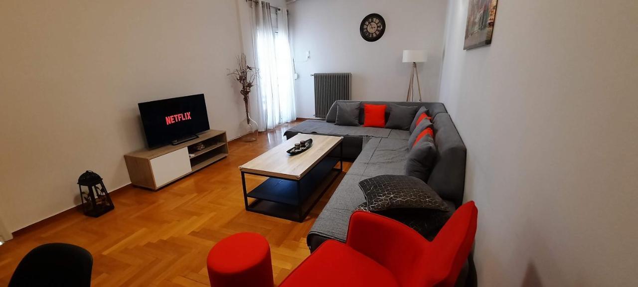 Cosy Apartment In The Heart Of The City Kalamata Exterior foto